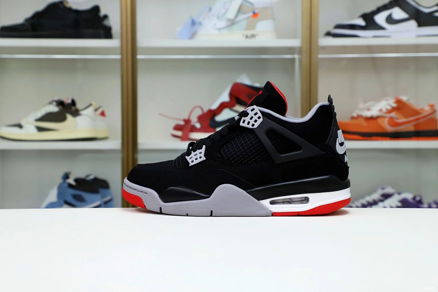 AIR 'BRED' OG RETRO 2019 JORDAN 4 0307